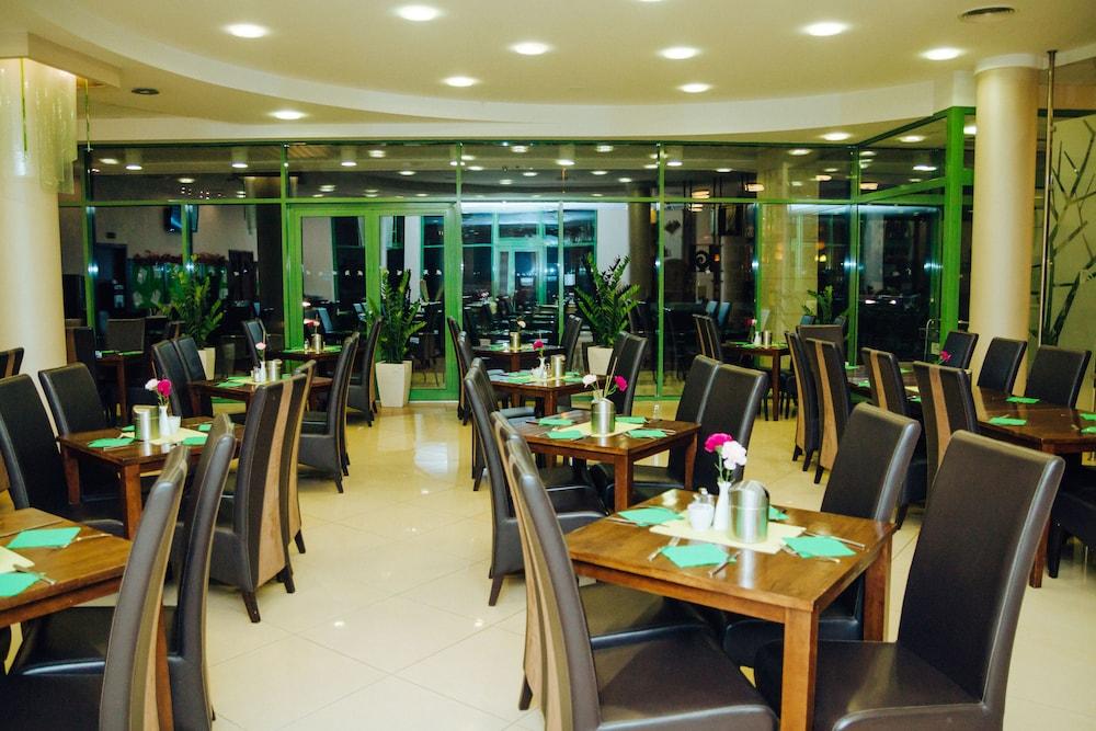 Ginkgo Hotel 4*